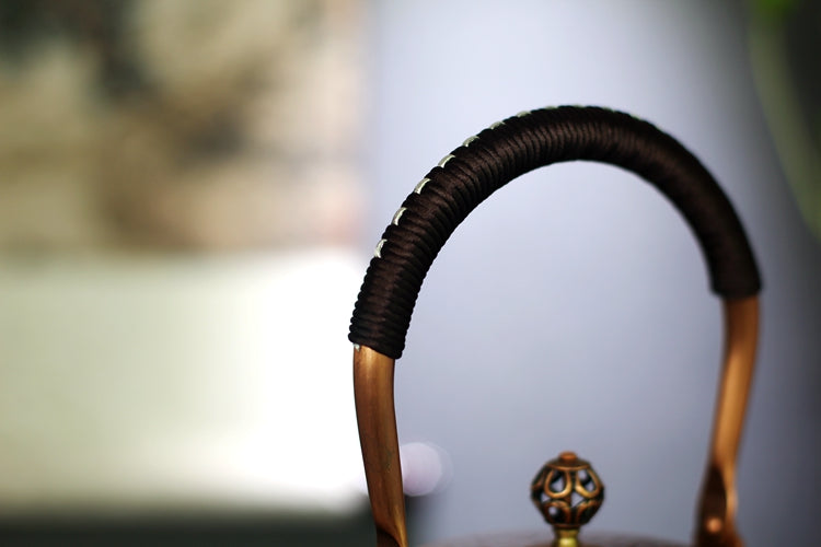 1700ml Hand-Hammered Copper Kettle